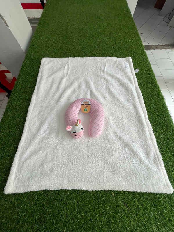 SHT341-Blanket with pillow