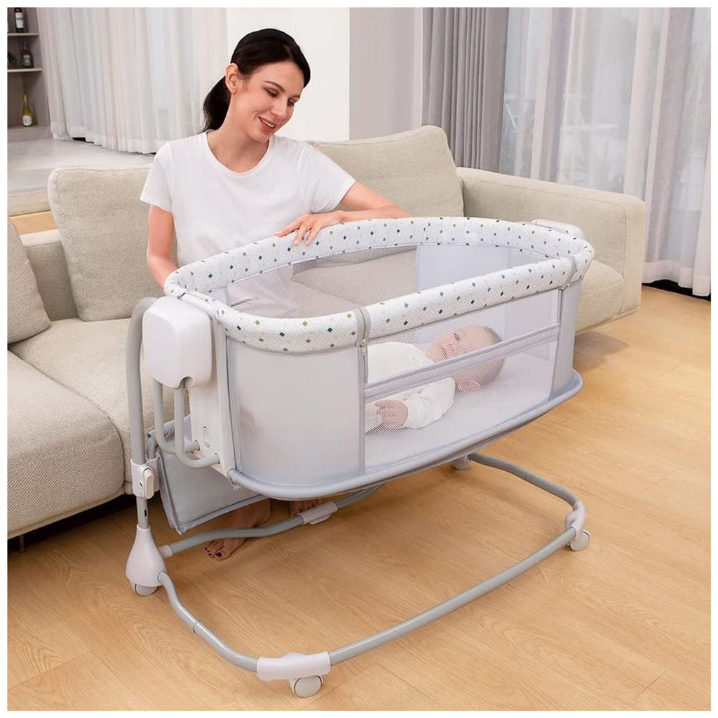 Mastela Deluxe 3-in-1 Bassinet