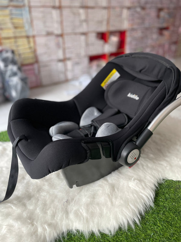 Black Carry Cot C002