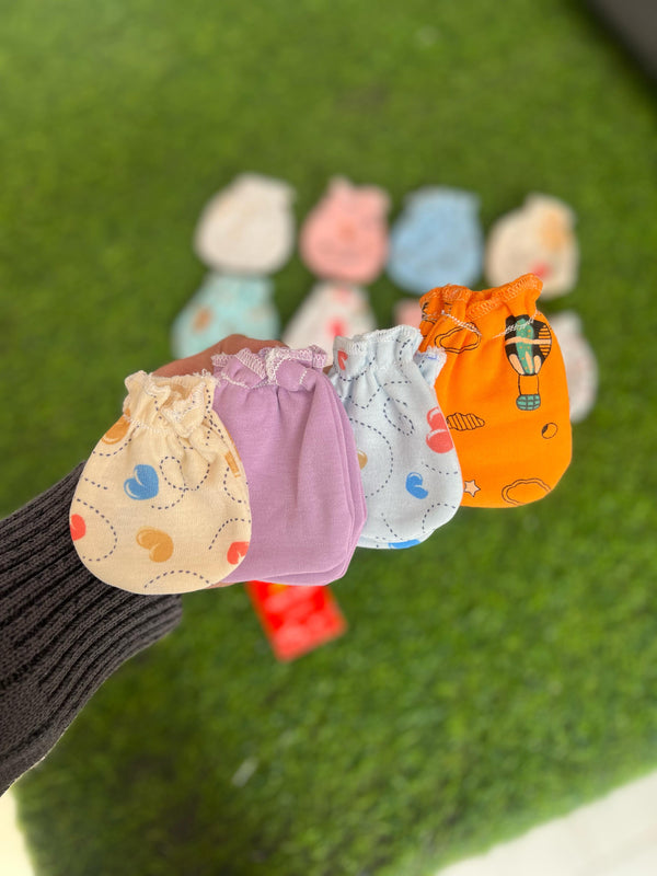 Pack of 4 Soft Baby Mittens