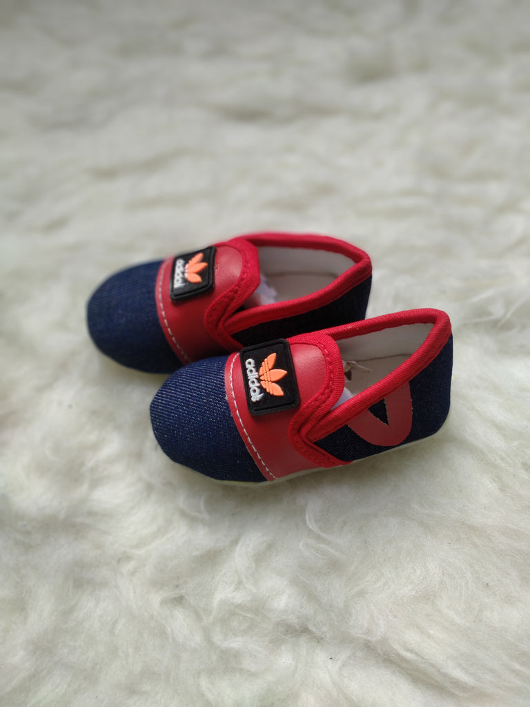 SH252-Baby Booties